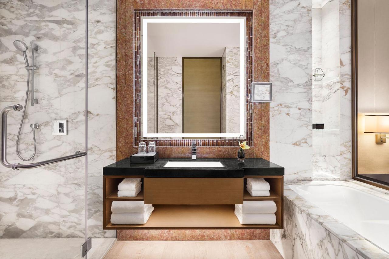 Sheraton Beijing Lize Hotel Экстерьер фото