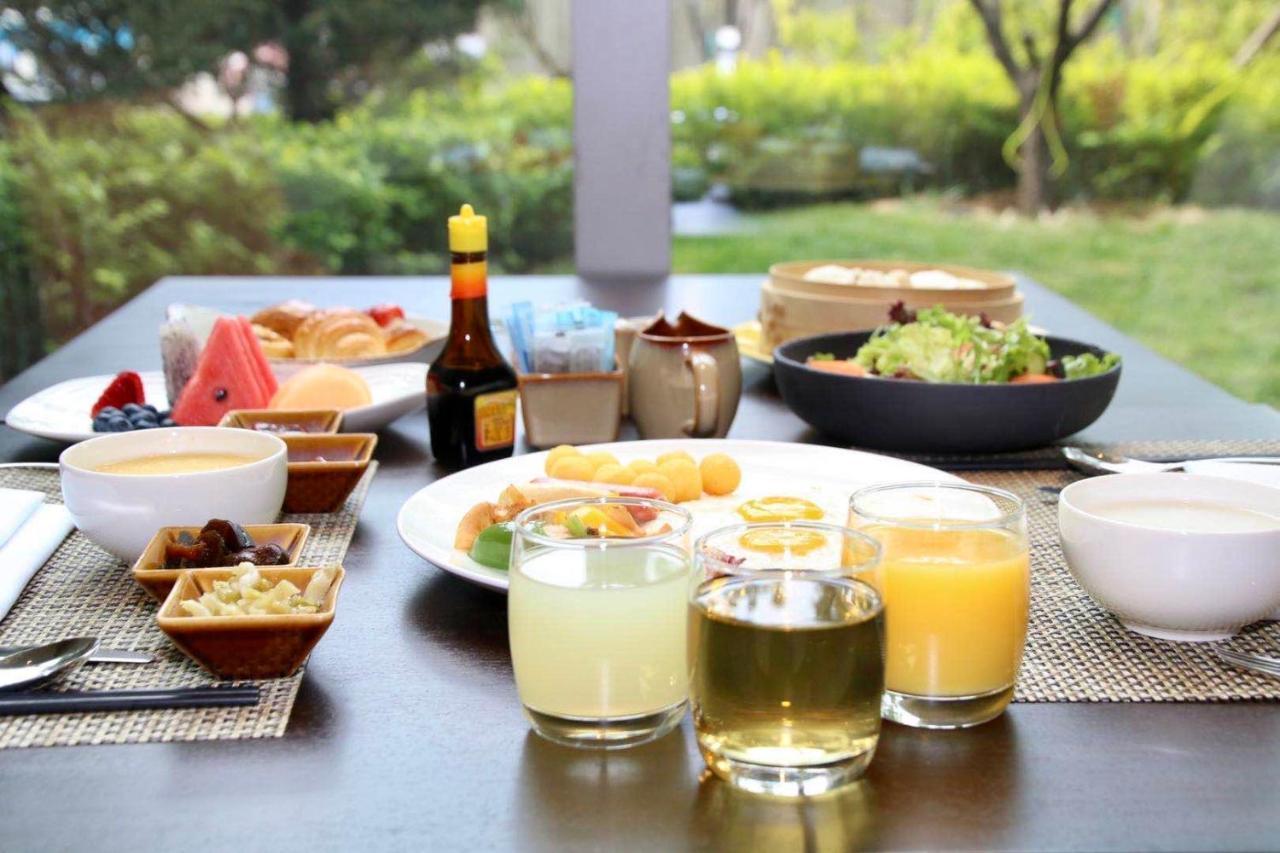 Sheraton Beijing Lize Hotel Экстерьер фото