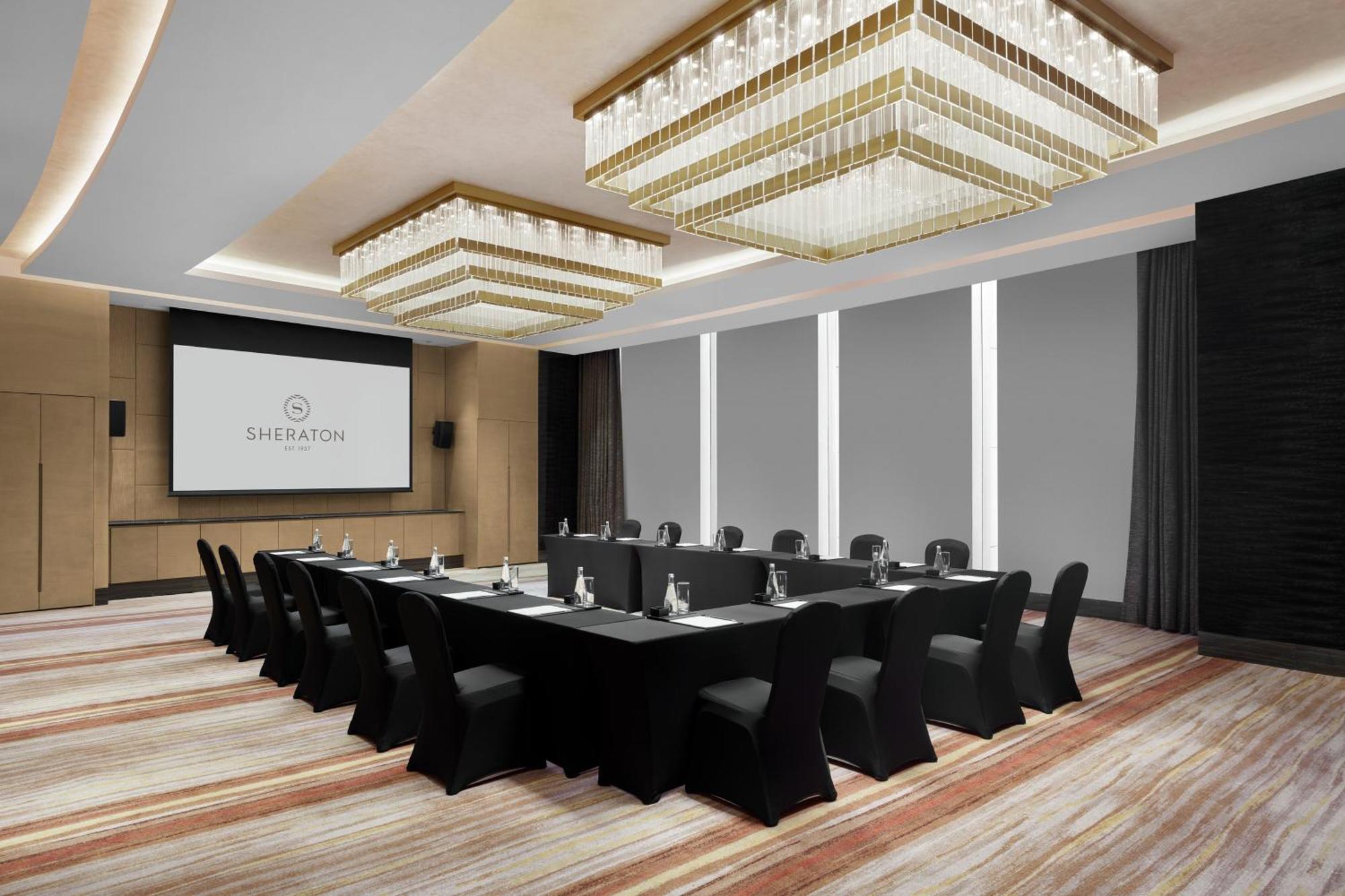 Sheraton Beijing Lize Hotel Экстерьер фото
