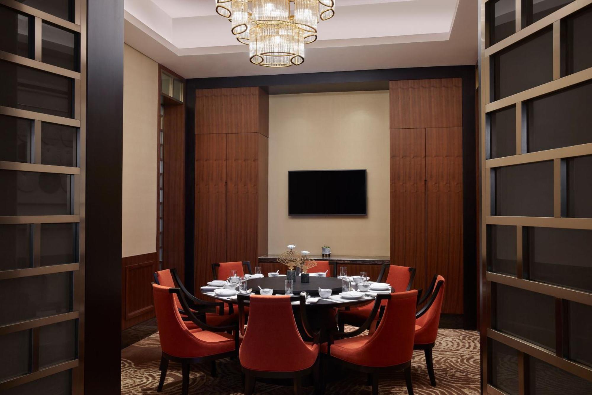 Sheraton Beijing Lize Hotel Экстерьер фото