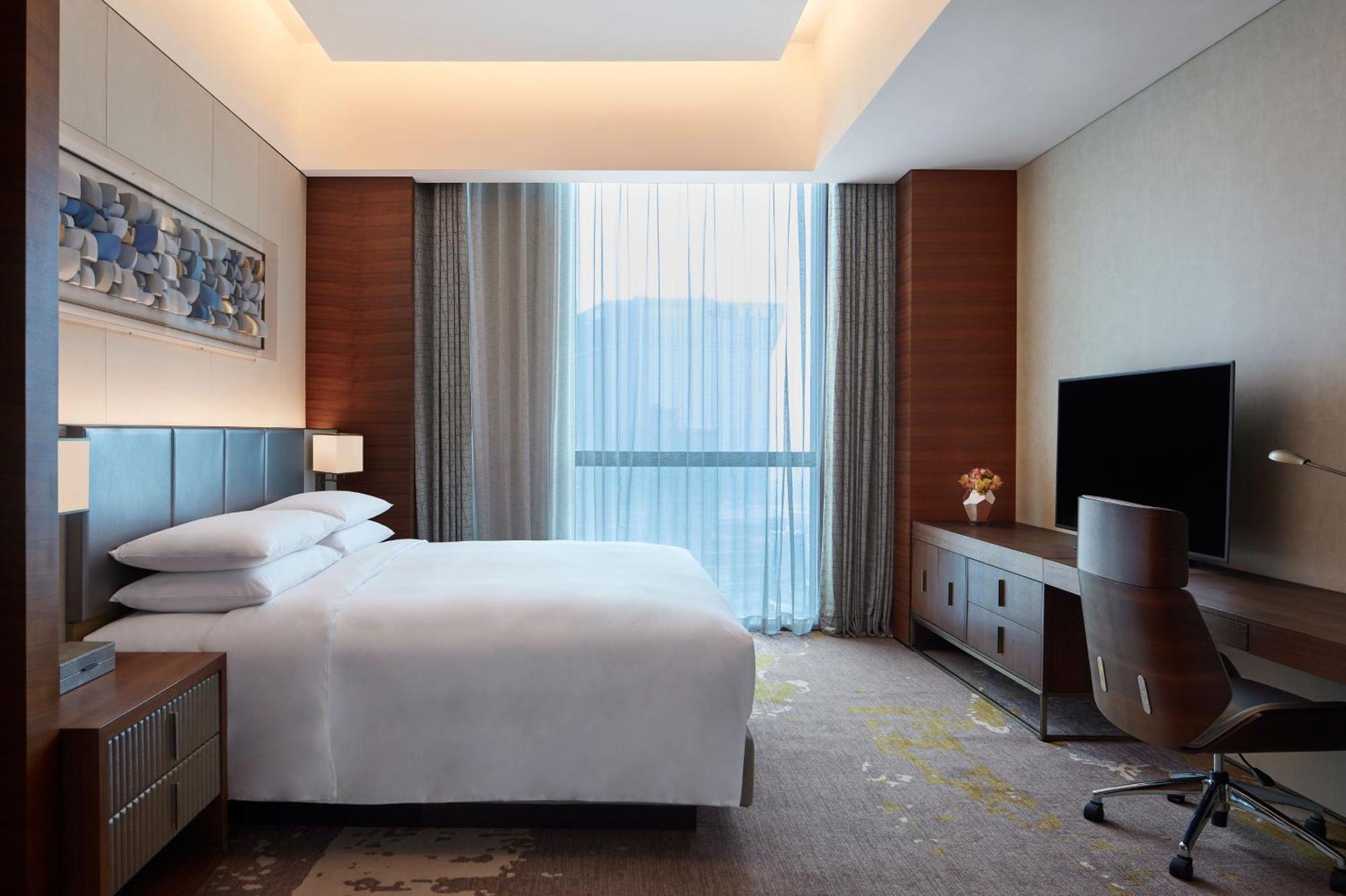 Sheraton Beijing Lize Hotel Экстерьер фото