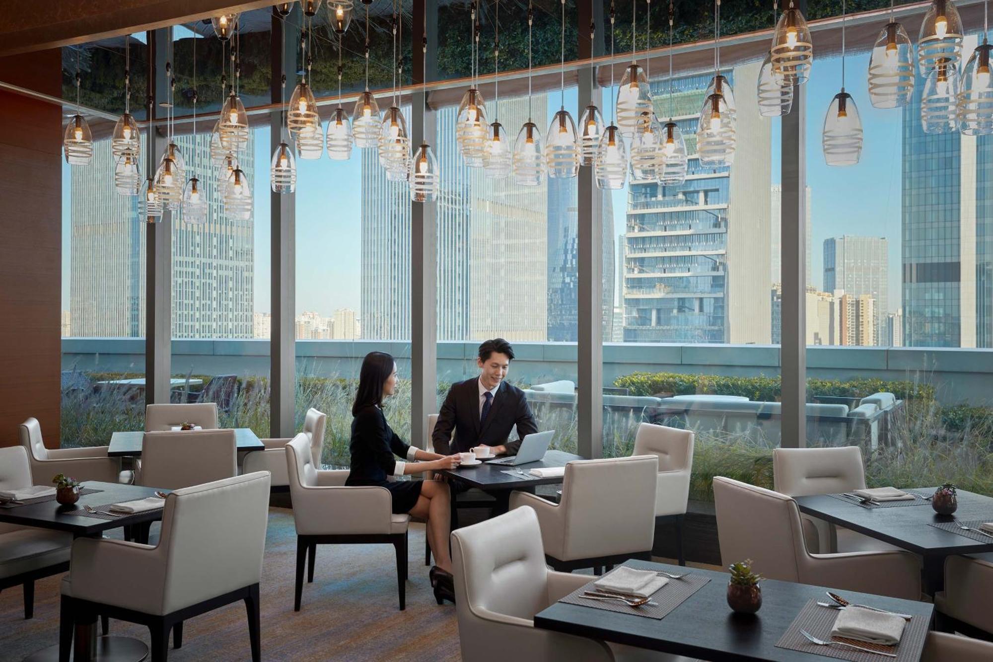 Sheraton Beijing Lize Hotel Экстерьер фото