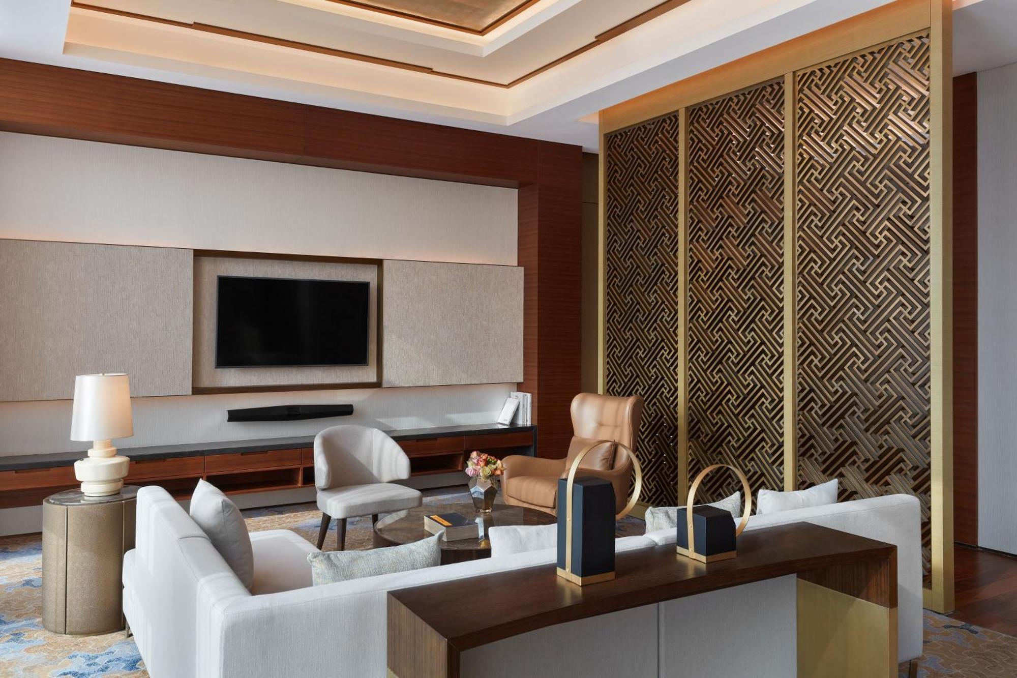 Sheraton Beijing Lize Hotel Экстерьер фото