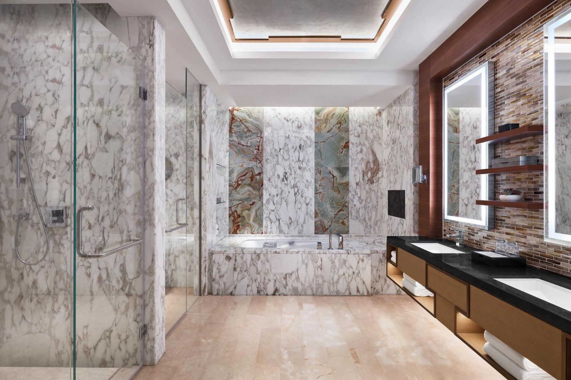 Sheraton Beijing Lize Hotel Экстерьер фото